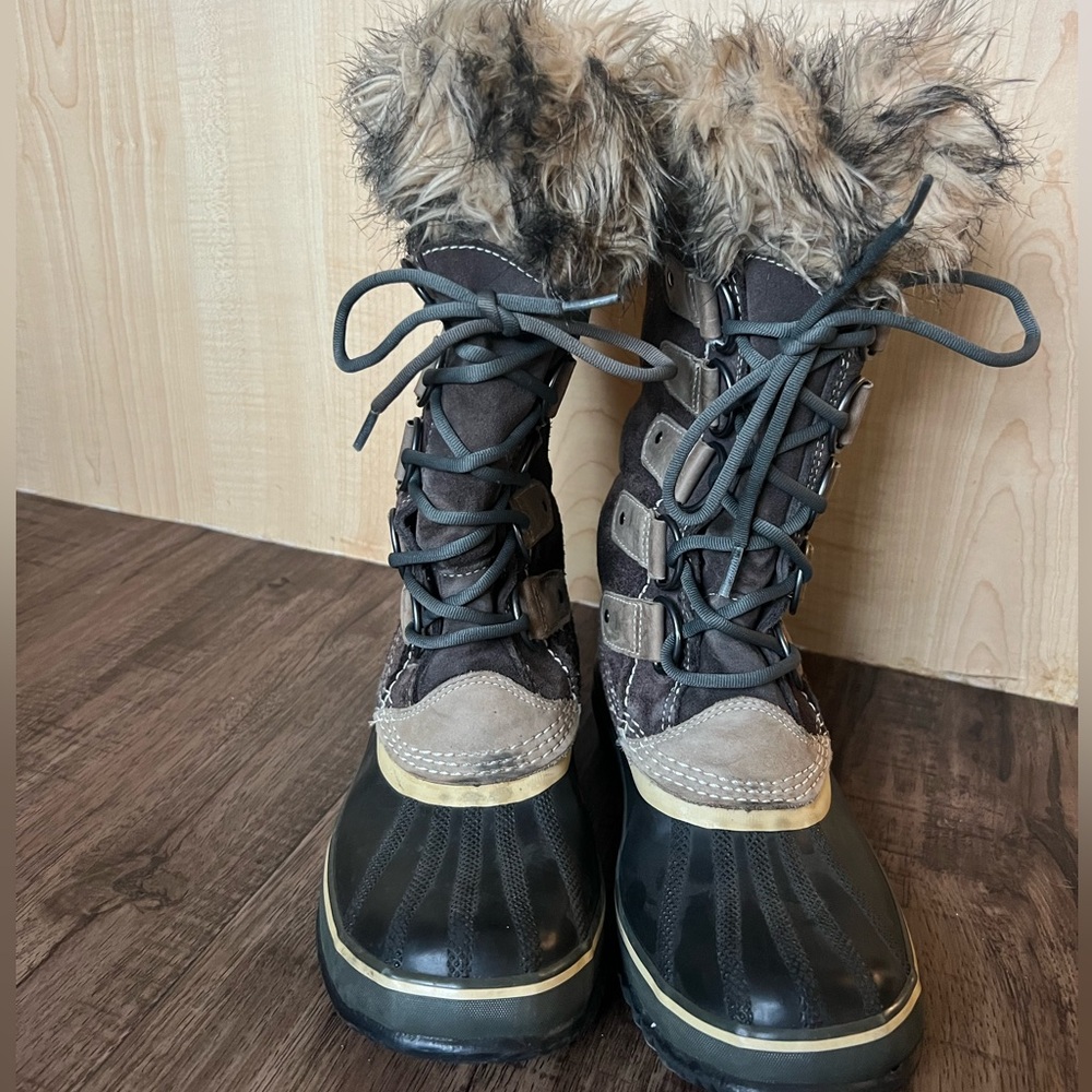 Sorel Joan of Arc Boots